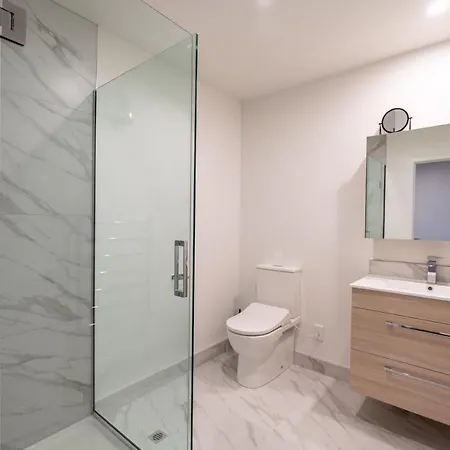 1 Bed Comfort In The Heart Of Chch Christchurch Exterior photo