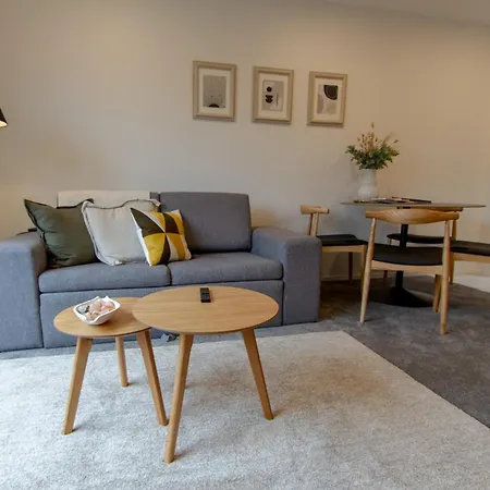 1 Bed Comfort In The Heart Of Chch Christchurch Exterior photo